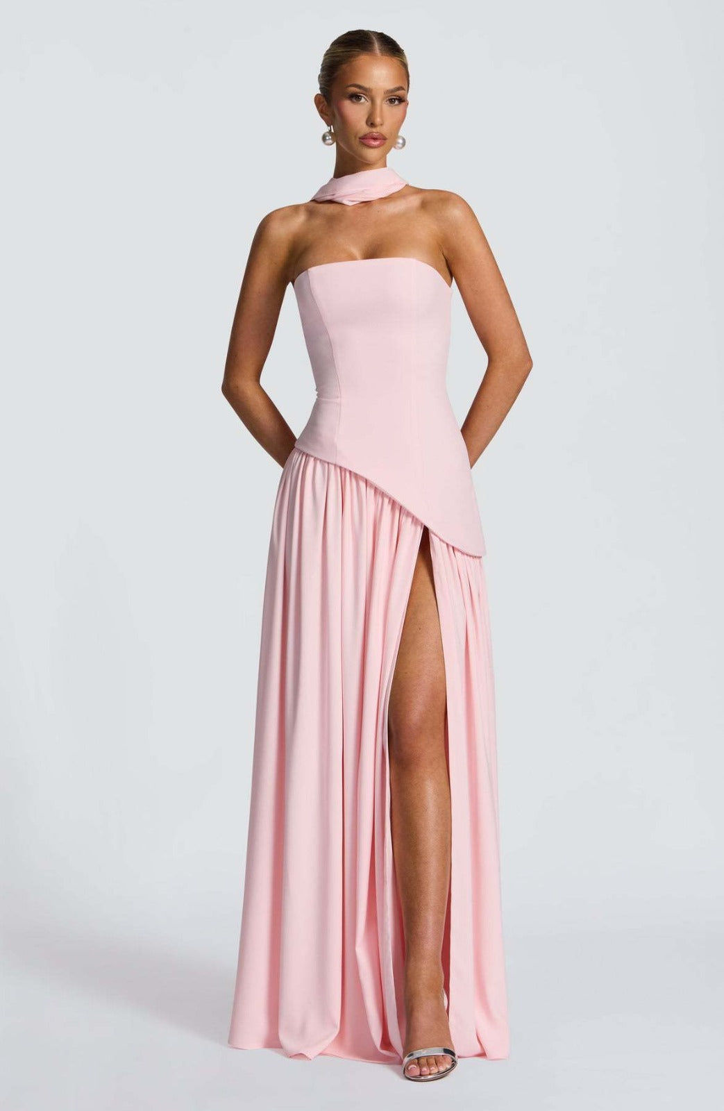 VESTIDO MARISA LARGO SIN TIRANTES CON CINTA Y ABERTURA
