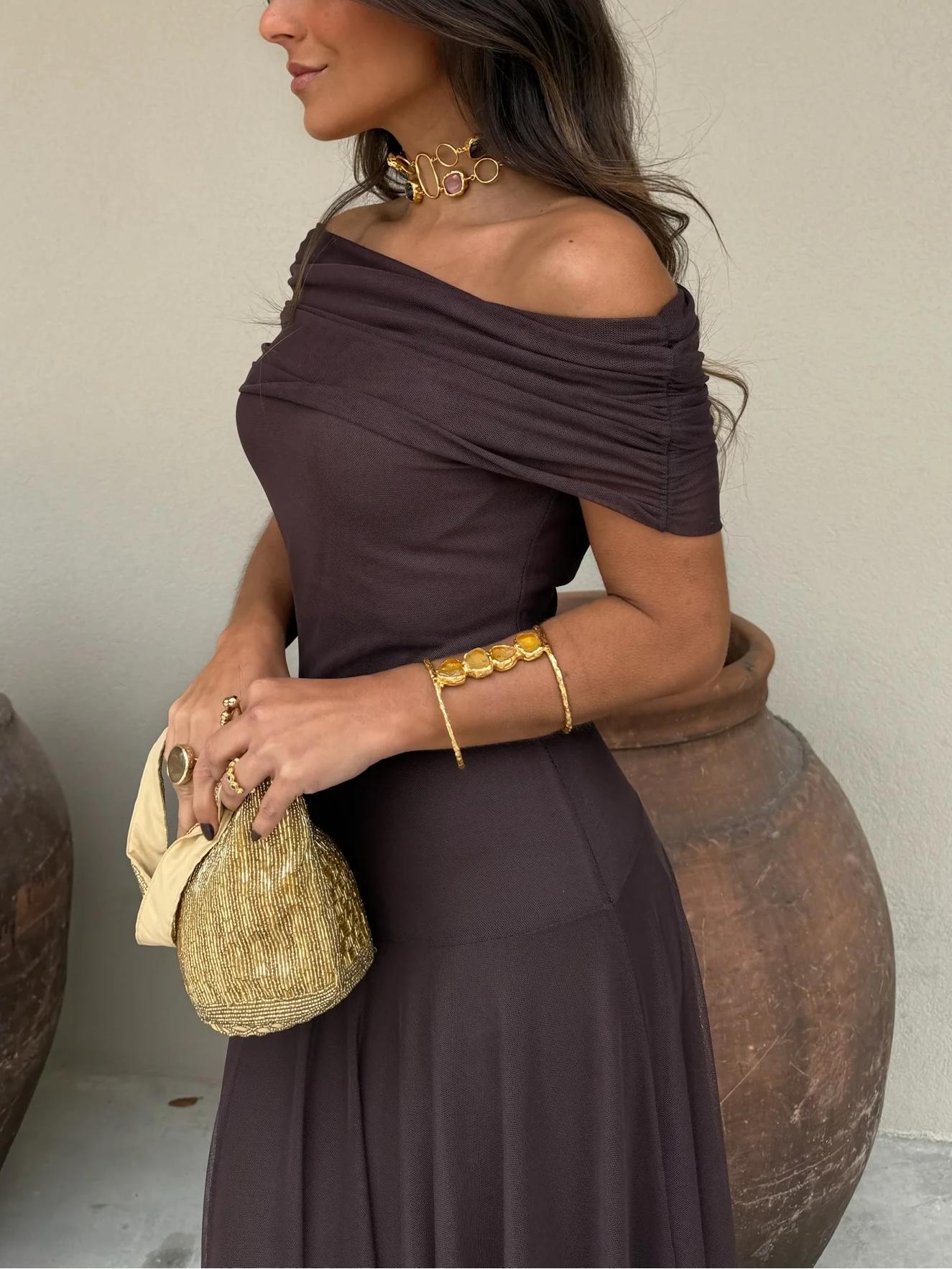 VESTIDO CASUAL HOMBROS DESCUBIERTOS