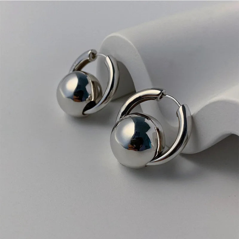 Maija - Pendientes Minimalistas De Aro Plateados
