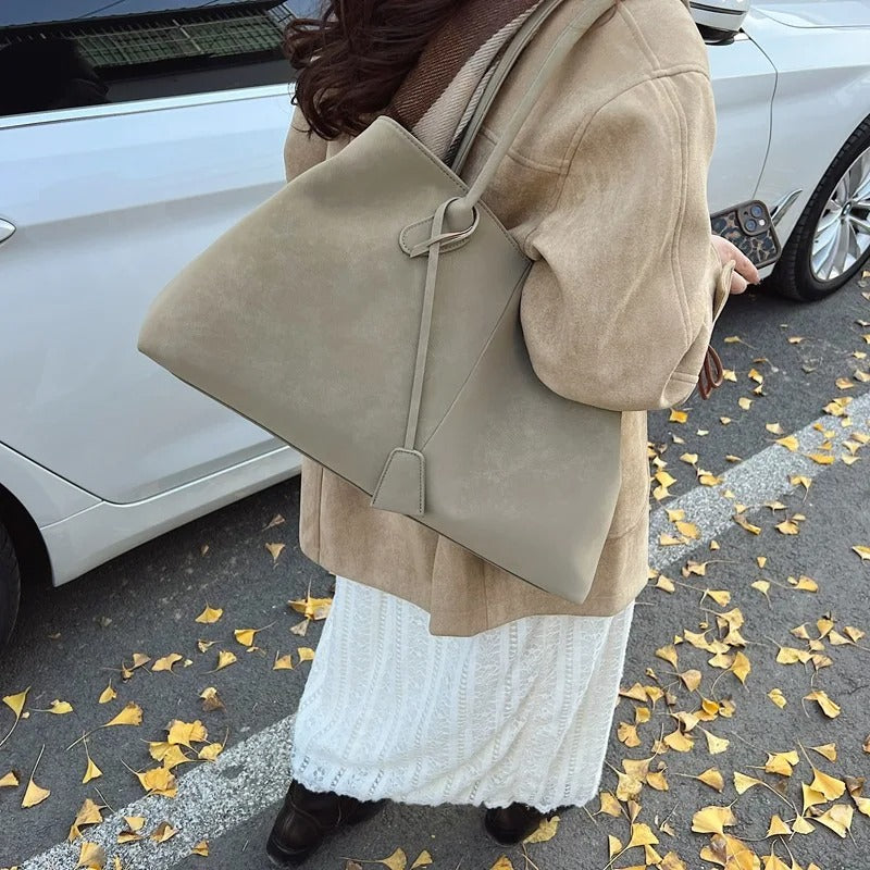 BOLSO DE HOMBRO UMAIZA DE ANTE SINTÉTICO